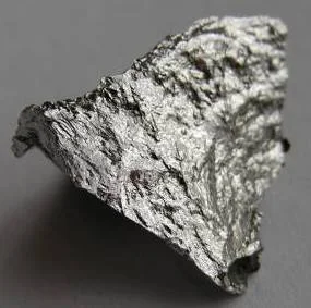 Manganese sample from Tomihahndorf’s element collection; illustrative of the metal, not an Indian ore deposit.