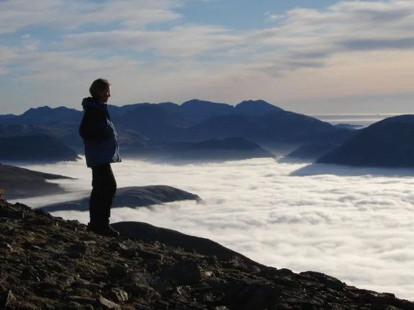 Temperature inversion in the Lake District, viewed from Grasmoor; a comparative example from Britain.