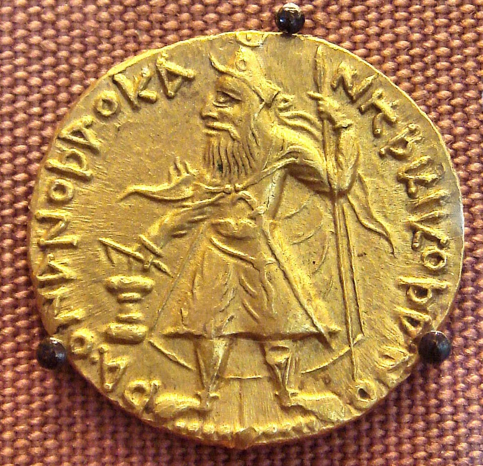 Gold coin attributed to Kanishka, held at the British Museum; illustrative numismatic evidence.