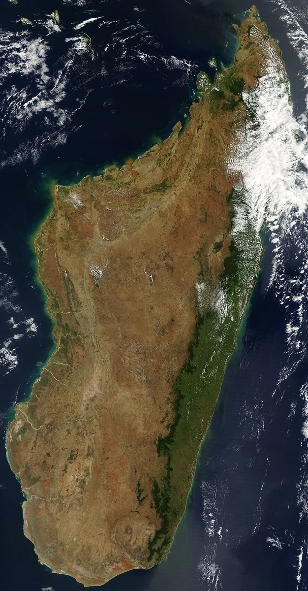 Madagascar imaged by Terra’s MODIS sensor on 10 September 2003: a comparative example of Earth observation.