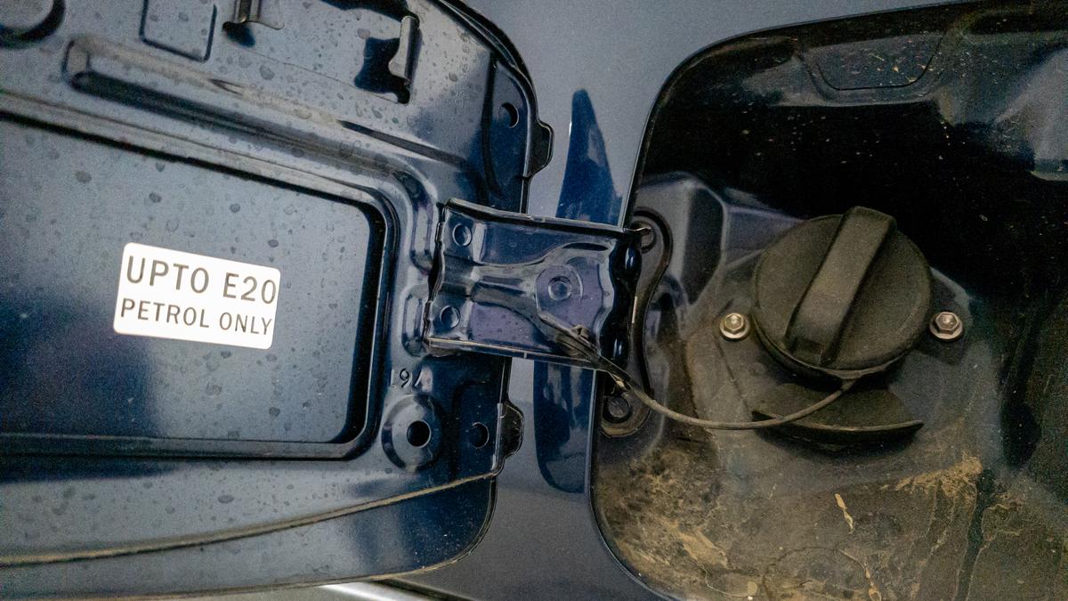Photo from the source report: E100 Vehicle Rules: Emission Testing, Flex-Fuel Compatibility and Biofuel Trade-offs