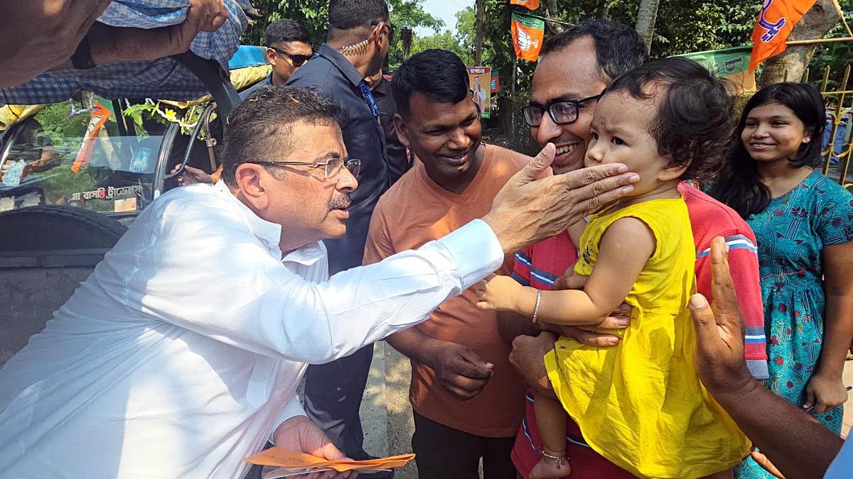 Eligible voters deleted from West Bengal’s electoral rolls have been invited to apply for re-enrolment through Form 6; access for those with pending tribunal appeals remains unclear.