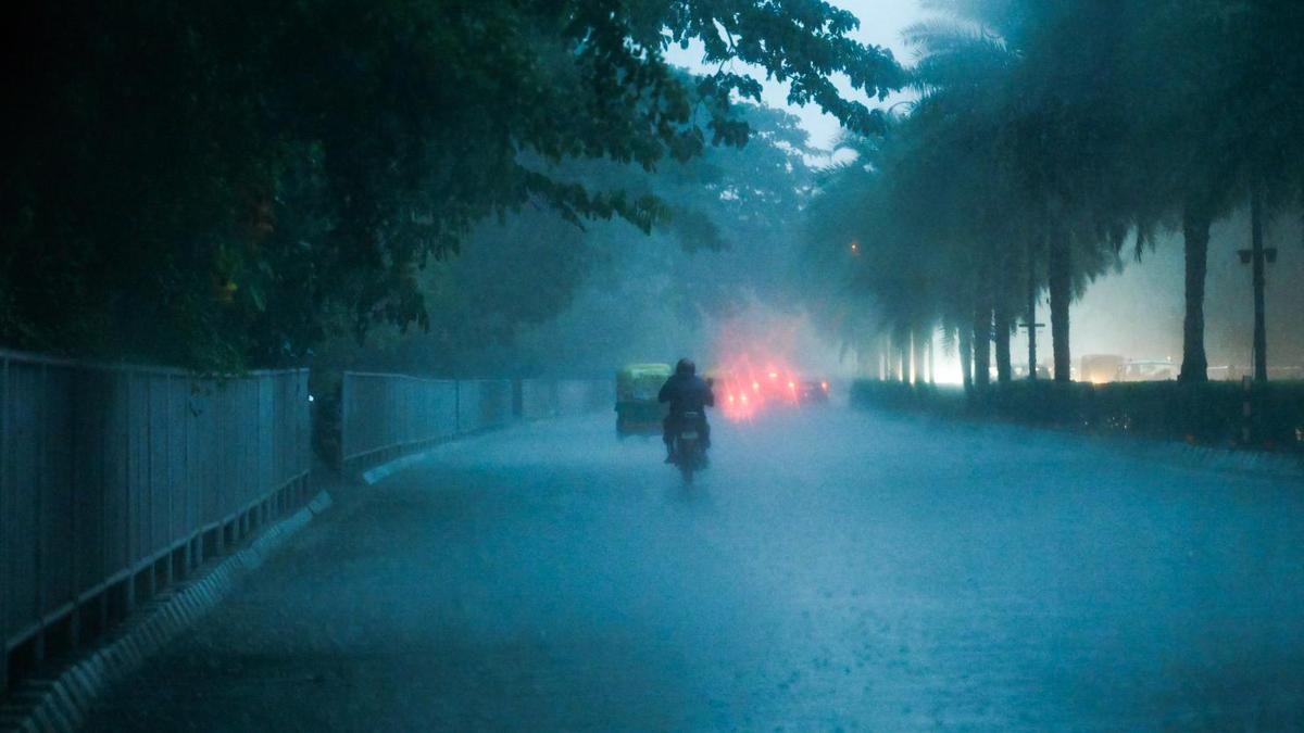 Photo from the source report: Cyclone Arnab: Early Warnings, Inclusive Evacuations and Coastal Resilience